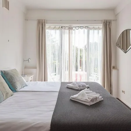 De Drie Tulpen アパート *