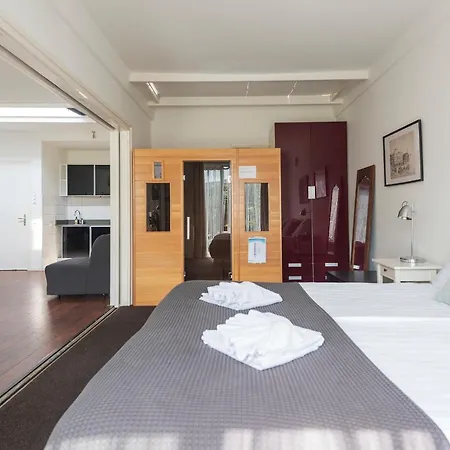 De Drie Tulpen * ザントフォールト