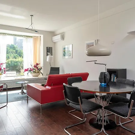 De Drie Tulpen アパート ザントフォールト